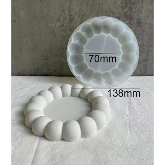 Transparent round shape mold 