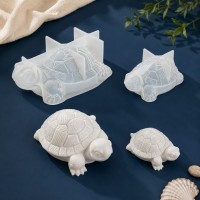 Turtle and her daughter mold