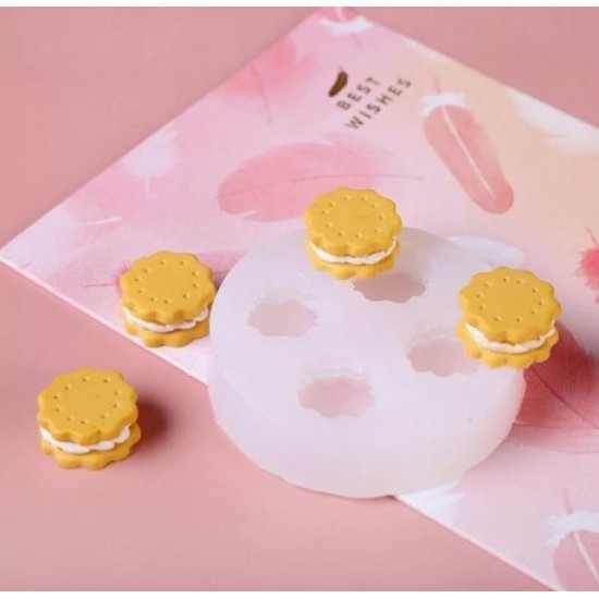Creamy silicone heart